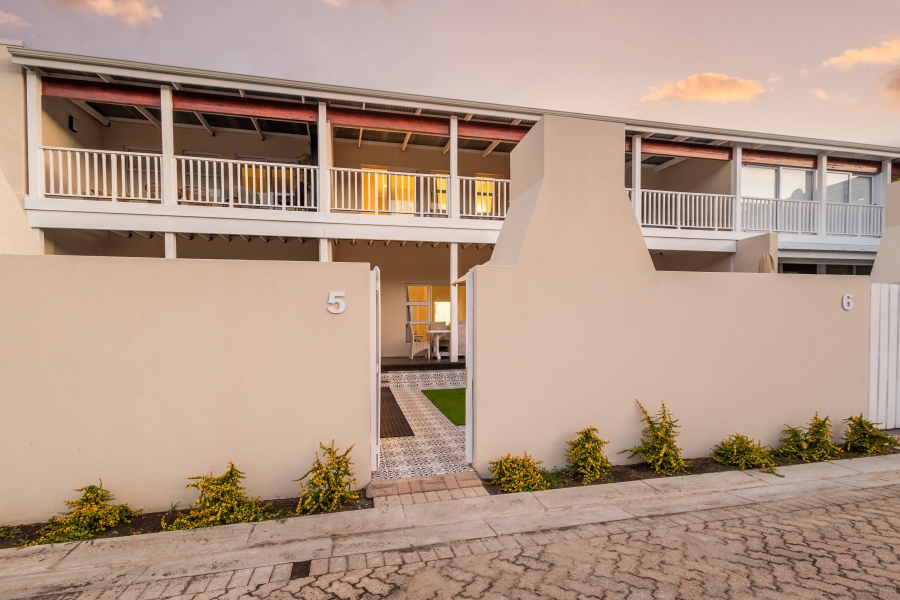 2 Bedroom Property for Sale in Keurboomstrand Western Cape